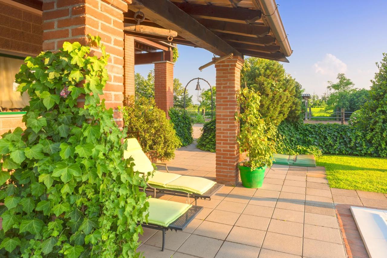 Agriturismo Maiocchi Villa Borgarello Luaran gambar