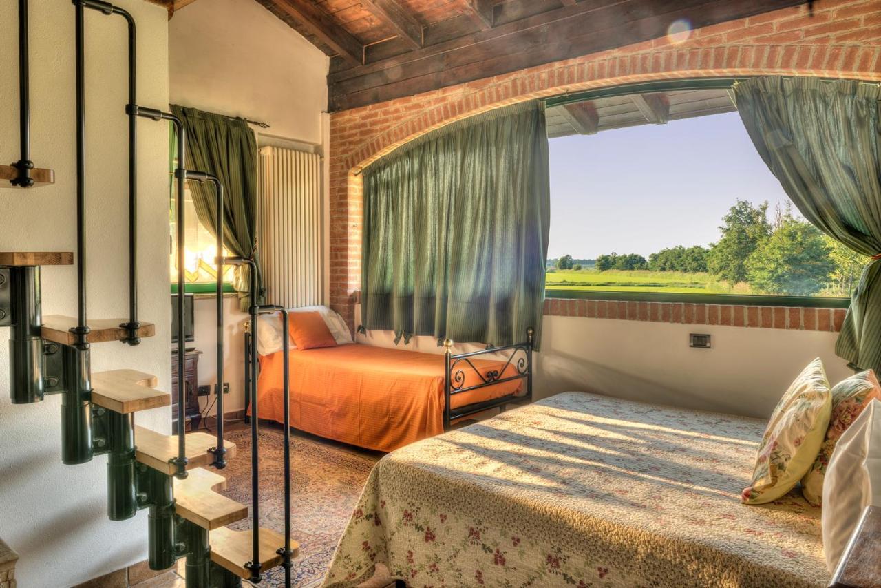 Agriturismo Maiocchi Villa Borgarello Luaran gambar